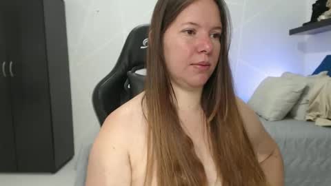 Snapshot of tamy_shine87 chatting on 10.13.25 Im Samy online show from 10.13.25