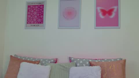 Snapshot of tamy_sweet01 chatting on 02.16.25 tamy sweet01 online show from 02.16.25