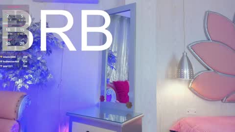 Snapshot of tamyeliot chatting on 01.14.25 Tamy online show from 01.14.25