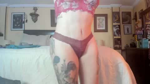 Snapshot of taniarock_17sex chatting on 12.02.24 Tania Marin online show from 12.02.24