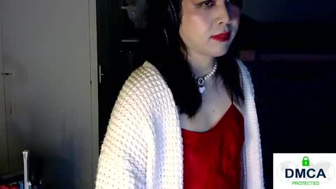 TashaKai online show from 02.04.25