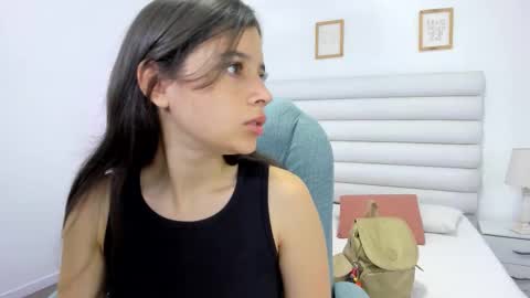 Snapshot of tatiana_arboleda chatting on 09.12.25 tatiana_arboleda online show from 09.12.25
