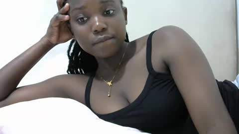 Snapshot of tatianadolll chatting on 09.21.25 tatianadolll online show from 09.21.25