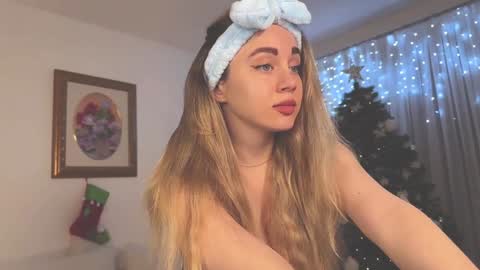 Snapshot of tatti_1 chatting on 12.29.24 Tata online show from 12.29.24