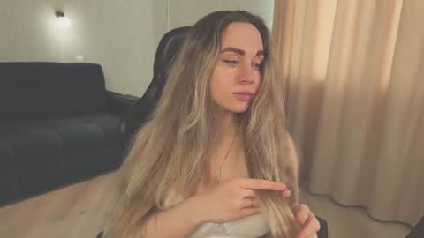 Snapshot of tatti_1 chatting on 02.06.25 Tata online show from 02.06.25