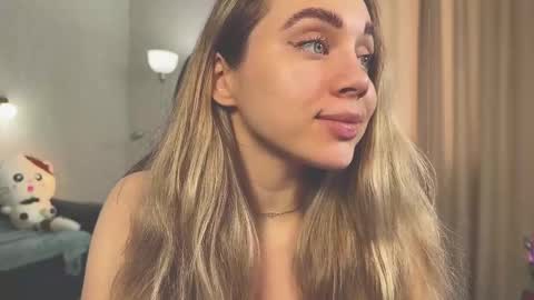 Snapshot of tatti_1 chatting on 02.14.25 Tata online show from 02.14.25