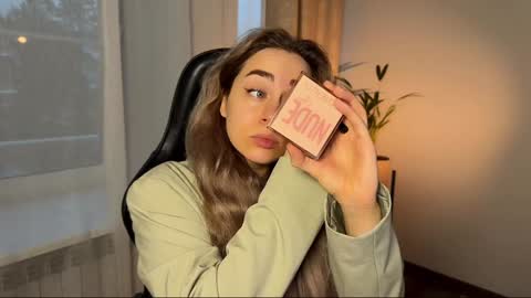 Snapshot of tatti_1 chatting on 11.01.25 Tata online show from 11.01.25