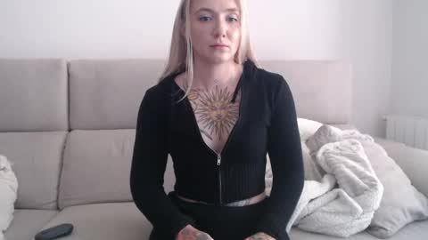 tattoobbgirl online show from 09.29.25