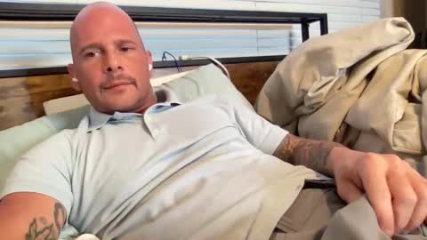 Snapshot of tattooman5555 chatting on 10.01.25 Tattooman online show from 10.01.25