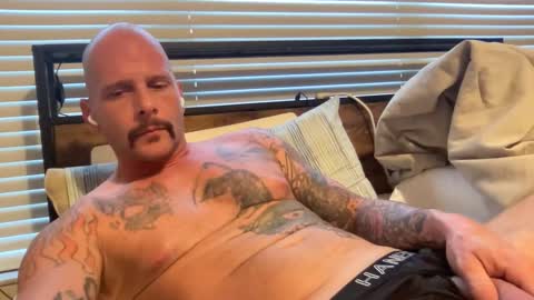 Snapshot of tattooman5555 chatting on 10.29.25 Tattooman online show from 10.29.25