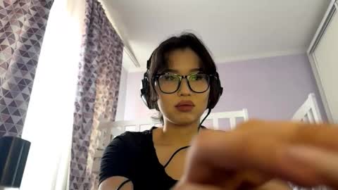 Snapshot of tatumblankenbeckle chatting on 11.11.25 Jenny online show from 11.11.25