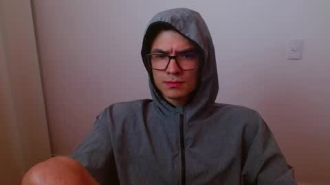 Snapshot of taurus4k chatting on 03.02.25 taurus4k online show from 03.02.25