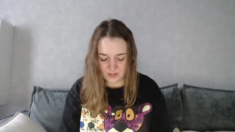 Snapshot of taxxxu chatting on 12.30.24 Diana online show from 12.30.24