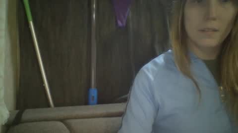 Snapshot of taylafox chatting on 02.18.25 taylafox online show from 02.18.25