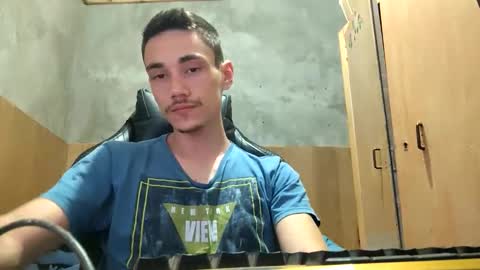 Snapshot of tecnicogatu chatting on 09.25.25 tecnicogatu online show from 09.25.25