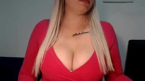 Teeyara  online show from 10.02.25