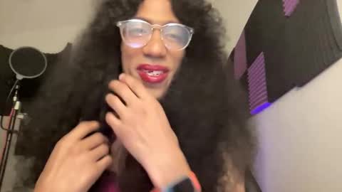 Tehani Bentley online show from 11.14.25