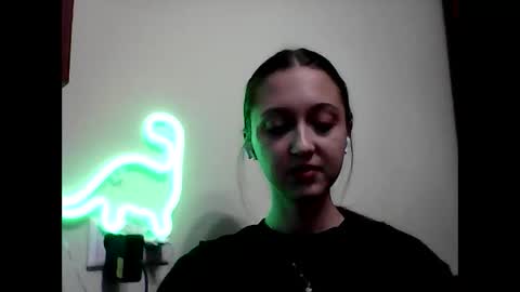 Snapshot of temptingvision chatting on 02.08.25 temptingvision online show from 02.08.25