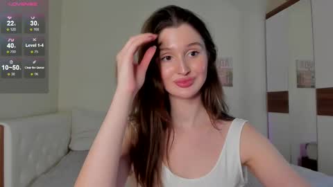 Snapshot of tender_babyy chatting on 02.10.25 Sexy girl Li online show from 02.10.25