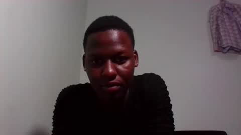 Snapshot of tenderbree chatting on 11.03.25 tenderbree online show from 11.03.25