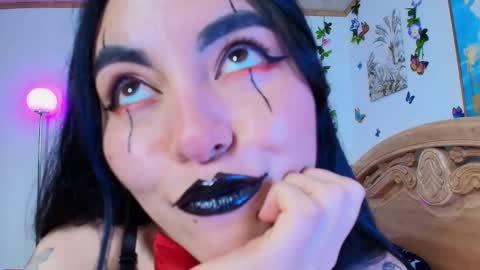 Snapshot of teresa_moon chatting on 10.31.25 TERESA Give me a good rating if you enjoy my show online show from 10.31.25