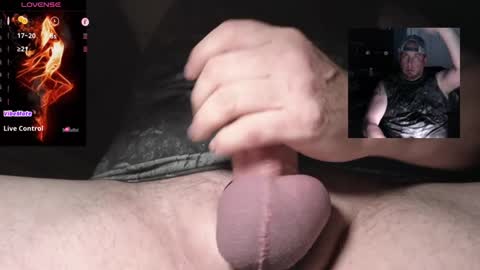 Snapshot of texasguyforever chatting on 01.01.25 TxGuyForever online show from 01.01.25