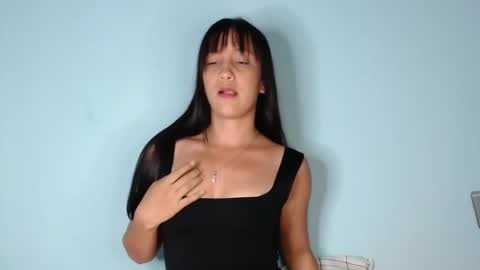 Snapshot of thaamara_09 chatting on 09.24.25 thaamara_09 online show from 09.24.25