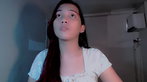 Snapshot of thalia_sunshine chatting on 01.03.25 Thalia online show from 01.03.25