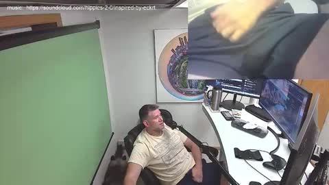 Snapshot of thaterkman chatting on 10.10.25 thaterkman online show from 10.10.25