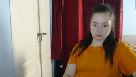 Snapshot of theblackdiamond194588 chatting on 09.11.25 raissa online show from 09.11.25