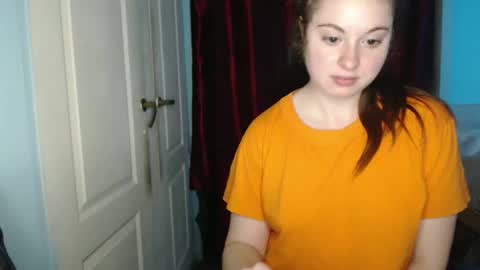 Snapshot of theblackdiamond194588 chatting on 09.22.25 raissa online show from 09.22.25