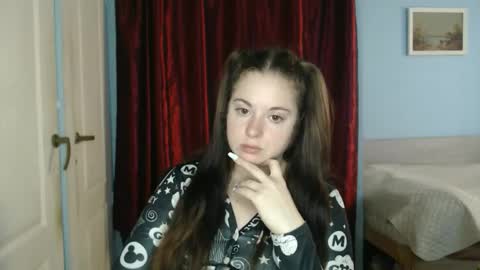 Snapshot of theblackdiamond194588 chatting on 09.24.25 raissa online show from 09.24.25