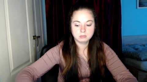 Snapshot of theblackdiamond194588 chatting on 10.06.25 raissa online show from 10.06.25