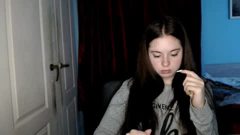 Snapshot of theblackdiamond194588 chatting on 10.20.25 raissa online show from 10.20.25