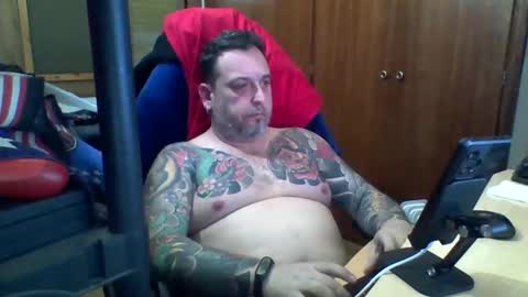 Snapshot of thekier chatting on 01.17.25 thekier online show from 01.17.25