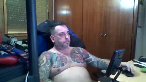 Snapshot of thekier chatting on 02.07.25 thekier online show from 02.07.25