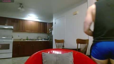 Snapshot of thekodyy chatting on 12.25.24 thekodyy online show from 12.25.24