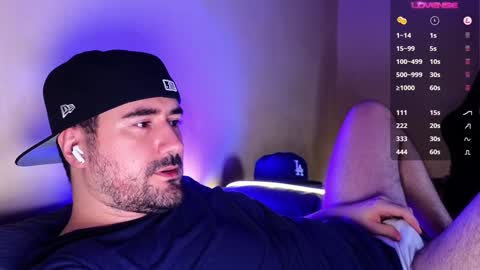 Snapshot of theoravi chatting on 12.16.24 Theo Ravi online show from 12.16.24