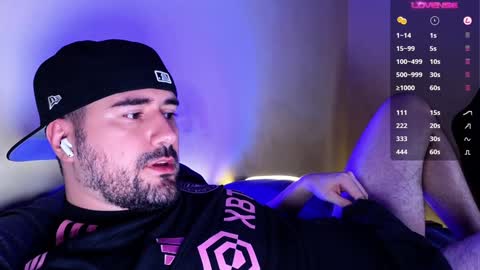 Snapshot of theoravi chatting on 12.24.24 Theo Ravi online show from 12.24.24