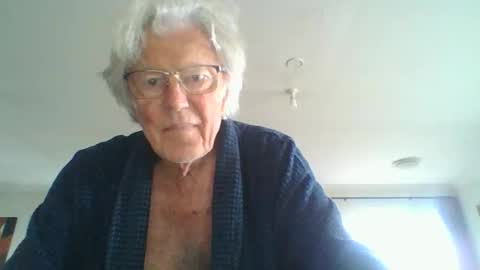 Snapshot of thickcockat71 chatting on 10.31.25 Thickcockat71 online show from 10.31.25