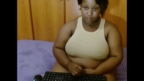 thickjuicyxxx online show from 10.04.25