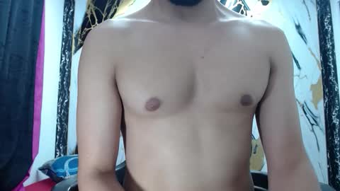 Snapshot of thomas_neuman chatting on 09.27.25 Thomas online show from 09.27.25