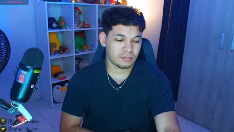 Snapshot of thomascollins__ chatting on 01.19.25 Thomas online show from 01.19.25