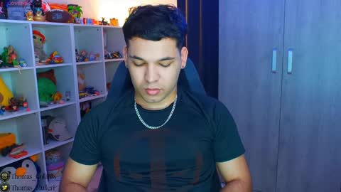 Snapshot of thomascollins__ chatting on 02.24.25 Thomas online show from 02.24.25