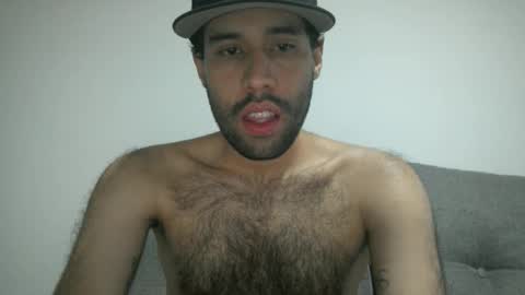 Snapshot of throwawayyourgun chatting on 01.23.25 Luka online show from 01.23.25