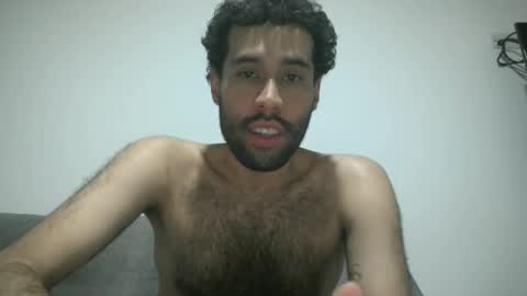 Snapshot of throwawayyourgun chatting on 02.04.25 Luka online show from 02.04.25