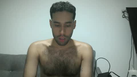 Snapshot of throwawayyourgun chatting on 02.08.25 Luka online show from 02.08.25