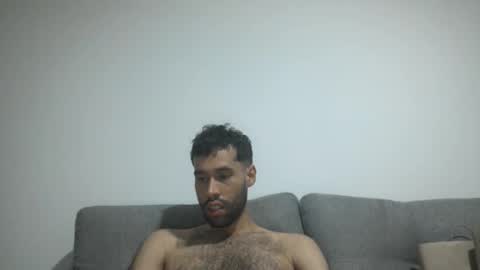 Snapshot of throwawayyourgun chatting on 03.01.25 Luka online show from 03.01.25