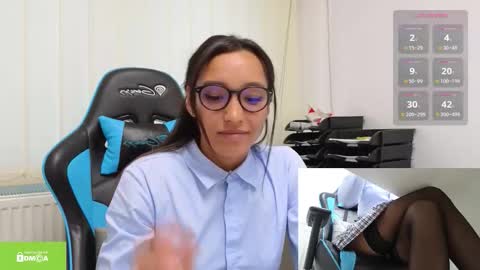 Snapshot of tia_j chatting on 09.26.25 tia_j online show from 09.26.25