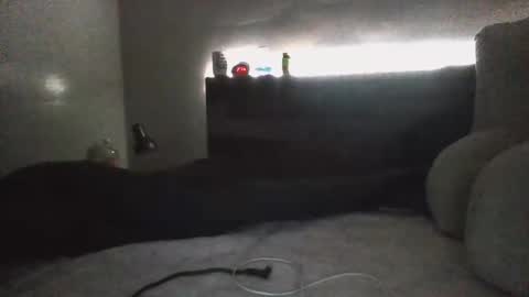 Snapshot of tiberiusblu chatting on 03.05.25 tiberiusblu online show from 03.05.25